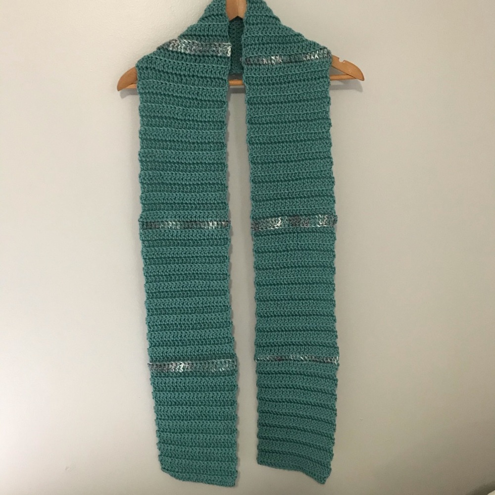 Crocheted Ribbed Scarf - Picture 2 of 6
